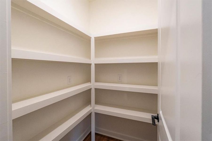 Spacious, unfurnished interior of a new home in , Monroe (Image 29).