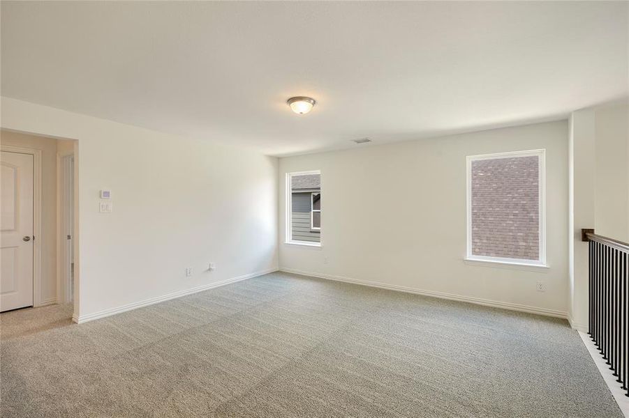 Spec Elevon 256 Bright Alcove-022 Spec Elevon 256 Bright Alcove-022