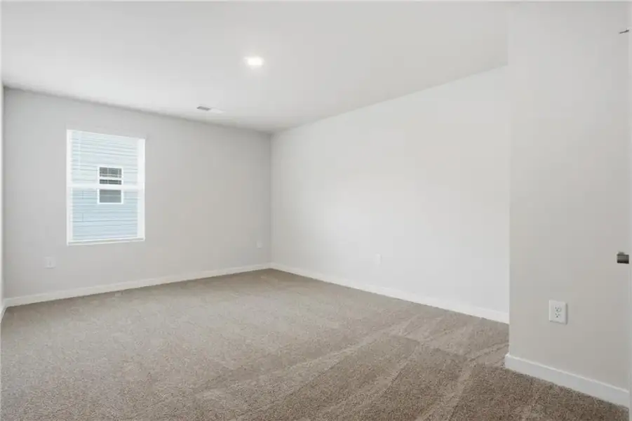 Spacious, unfurnished interior of a new home in Fern Dale, Fairburn (Image 5). Spacious, unfurnished interior of a new home in Fern Dale, Fairburn (Image 5).