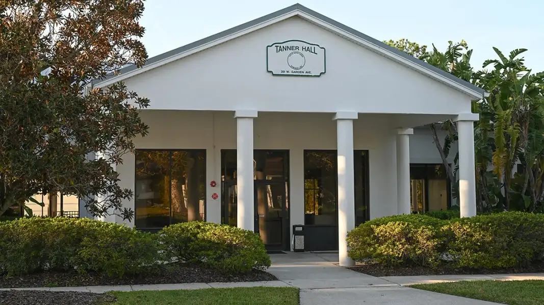 Community amenities in Esplanade at McKinnon Groves, Winter Garden (Image 25).