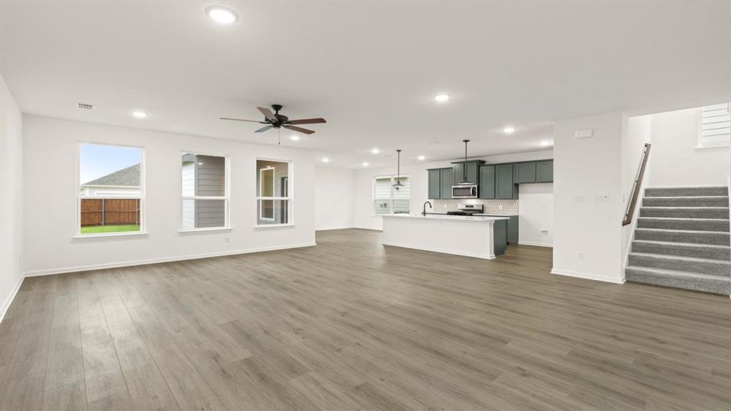 Image 29 of a home in Waterscape 40s. Image 29 of a home in Waterscape 40s.