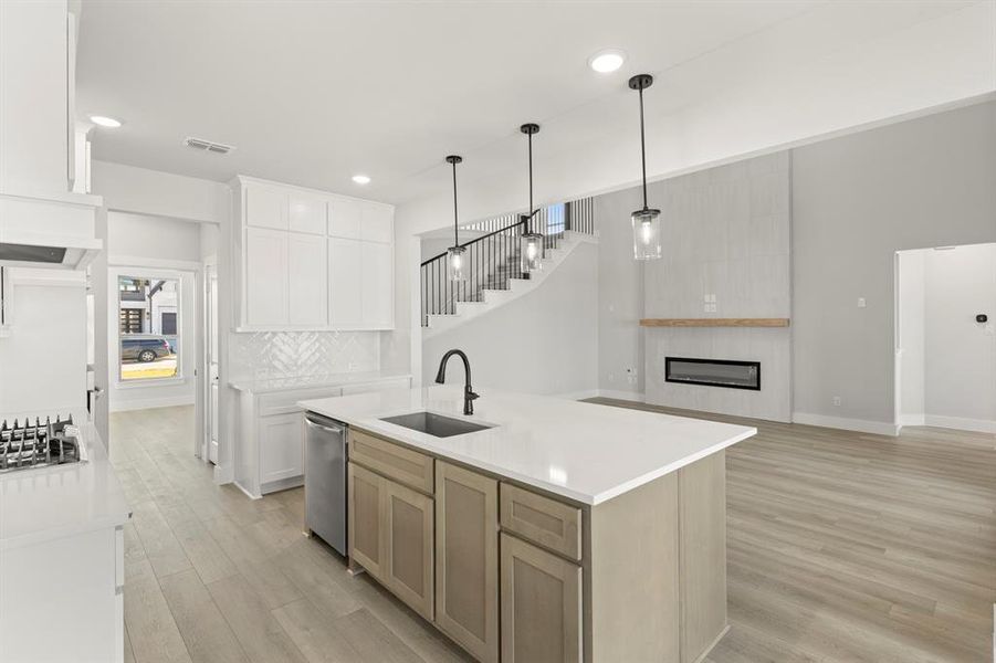 13. 2040 Valencia - Kitchen (4)