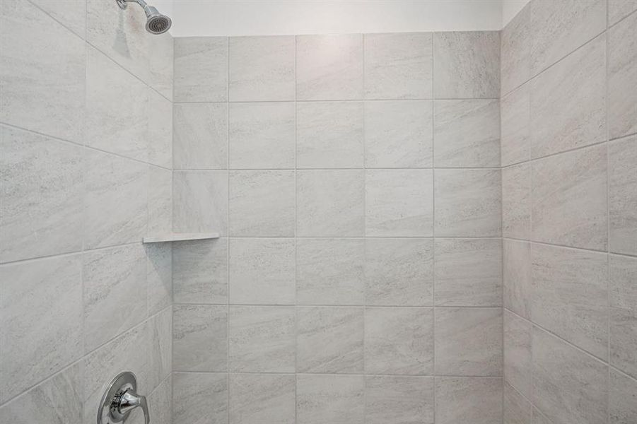 Photo is not of the actual home, but is an inspirational photo of builder’s model home and may depict options, furnishings, and/or decorator features that are not included. Photo is not of the actual home, but is an inspirational photo of builder’s model home and may depict options, furnishings, and/or decorator features that are not included.