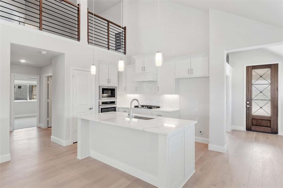 Furnished interior view inside a new home in Liberty, Melissa (Image 6).