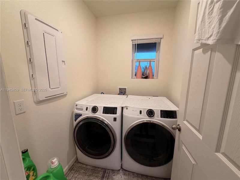 Furnished interior view inside a new home in , Port St. Lucie (Image 6).