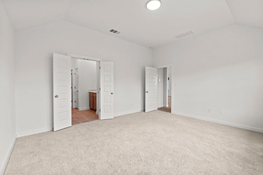 Spacious, unfurnished interior of a new home in Prairie Winds, Hutto (Image 22).