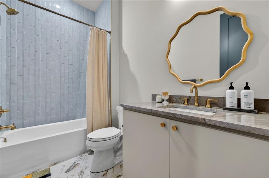 Furnished interior view inside a new home in , Atlanta (Image 40). Furnished interior view inside a new home in , Atlanta (Image 40).