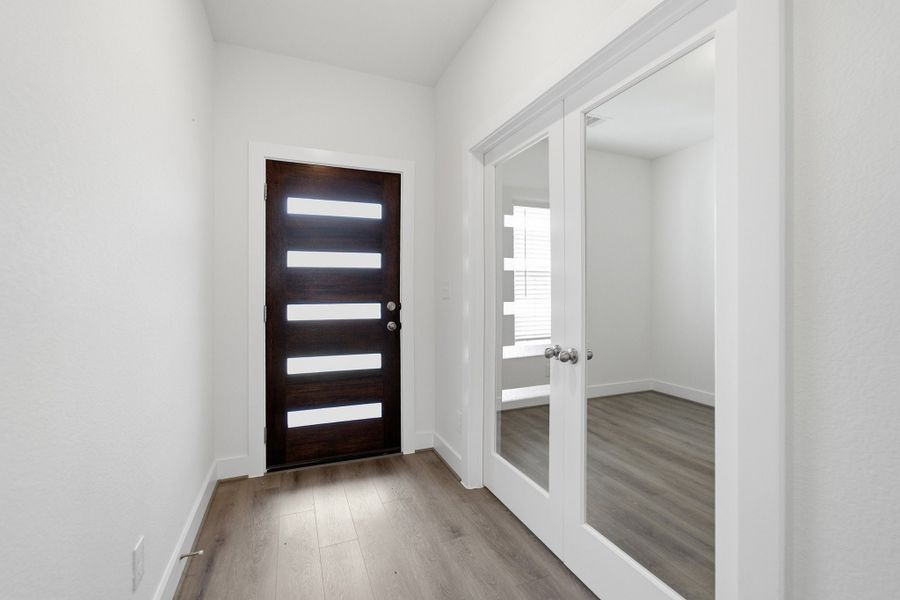 Spacious, unfurnished interior of a new home in Sierra Vista, Rosharon (Image 21). Spacious, unfurnished interior of a new home in Sierra Vista, Rosharon (Image 21).