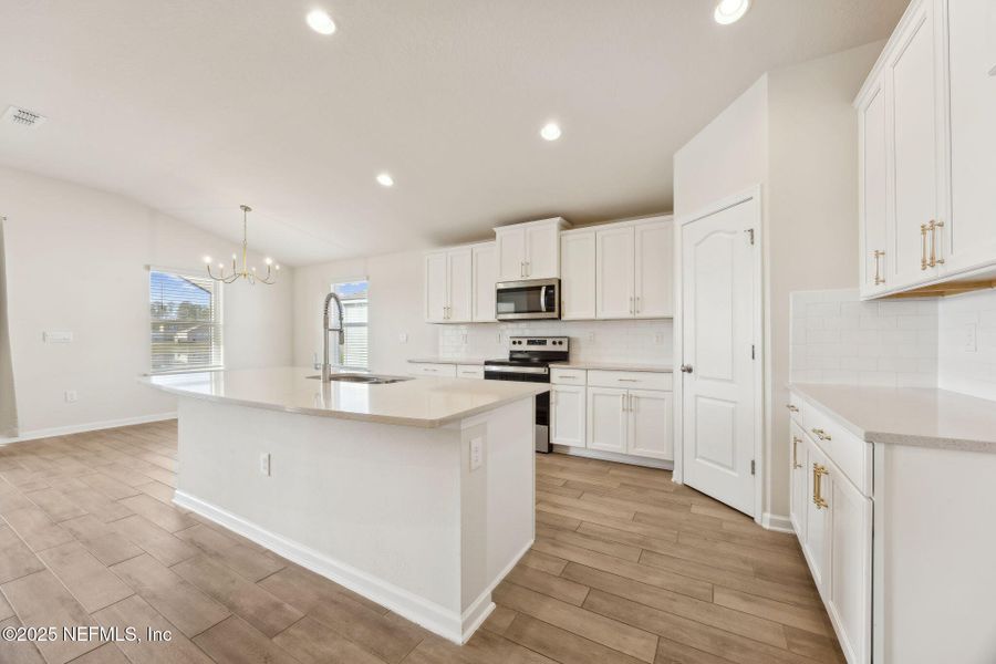 Furnished interior view inside a new home in River Glen, Yulee (Image 9). Furnished interior view inside a new home in River Glen, Yulee (Image 9).