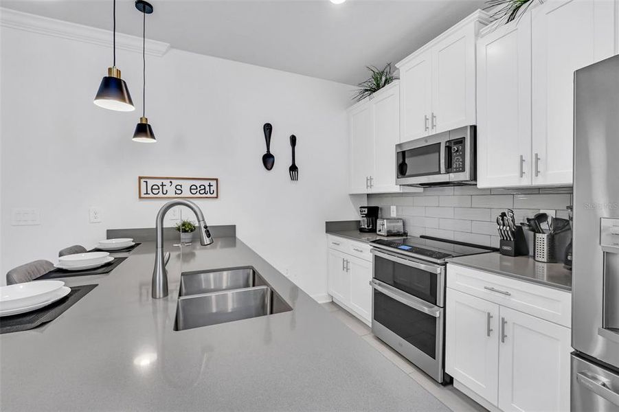 Furnished interior view inside a new home in , Kissimmee (Image 18).