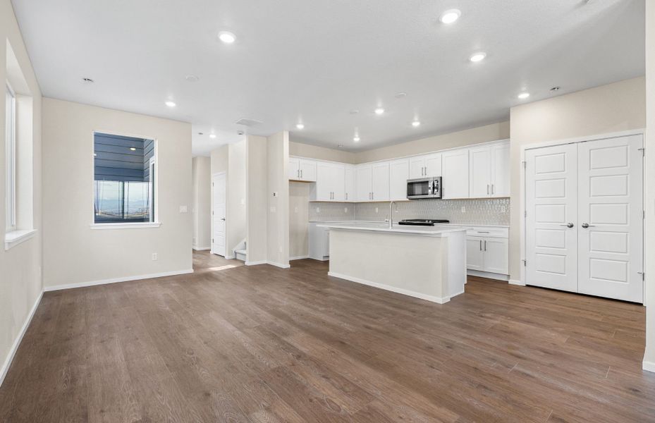 Spacious, unfurnished interior of a new home in Barefoot Village, Firestone (Image 19). Spacious, unfurnished interior of a new home in Barefoot Village, Firestone (Image 19).
