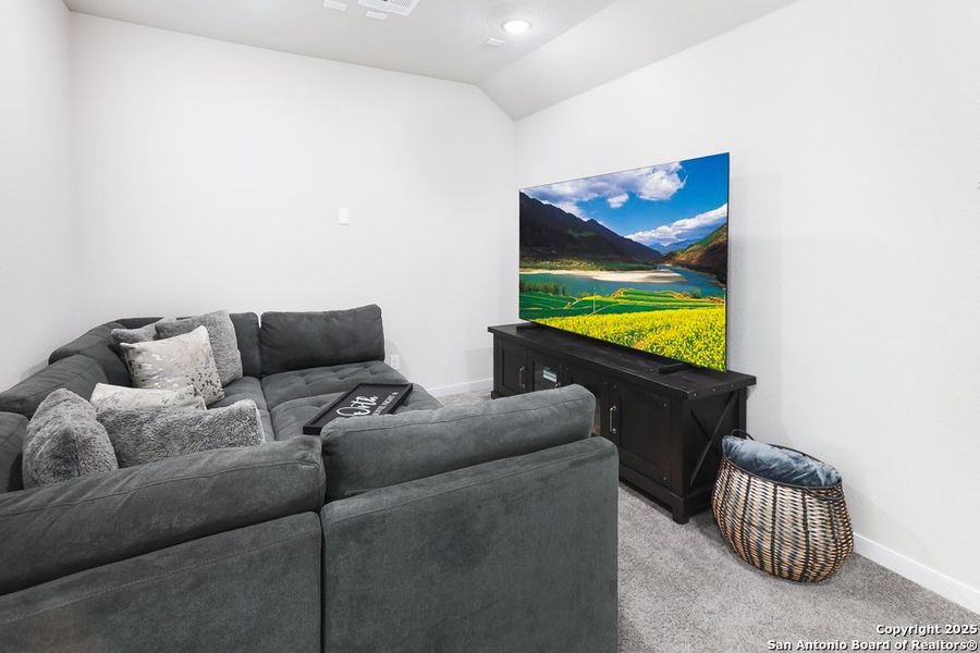 Furnished interior view inside a new home in Buffalo Crossing, Cibolo (Image 7). Furnished interior view inside a new home in Buffalo Crossing, Cibolo (Image 7).