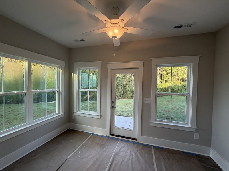 Image 14 of a home in Songbird. Image 14 of a home in Songbird.