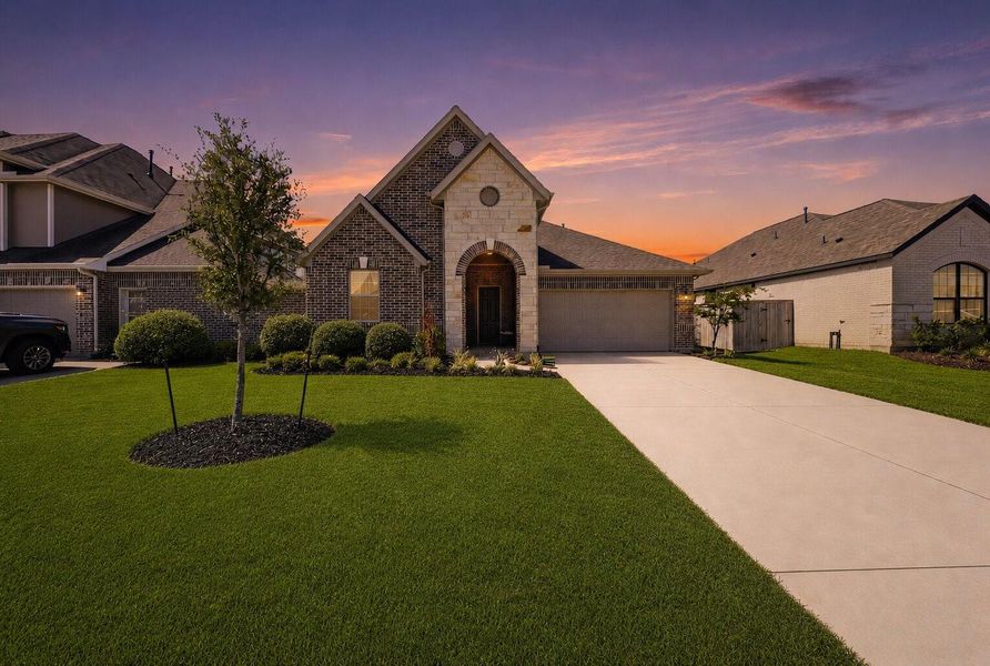 Welcome home! Welcome home!