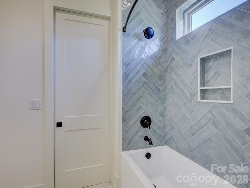 Image 43 of a home in .