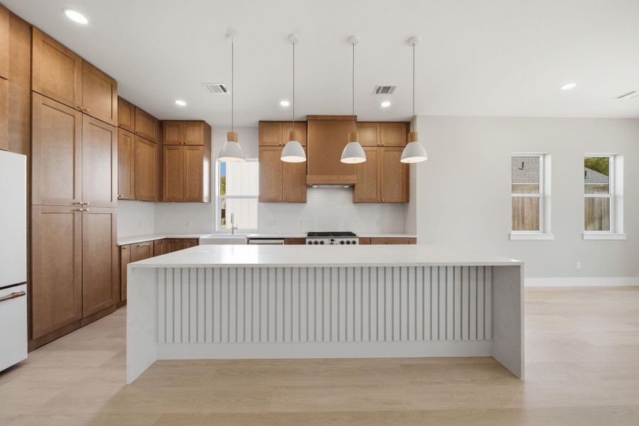 Furnished interior view inside a new home in , Tomball (Image 6).