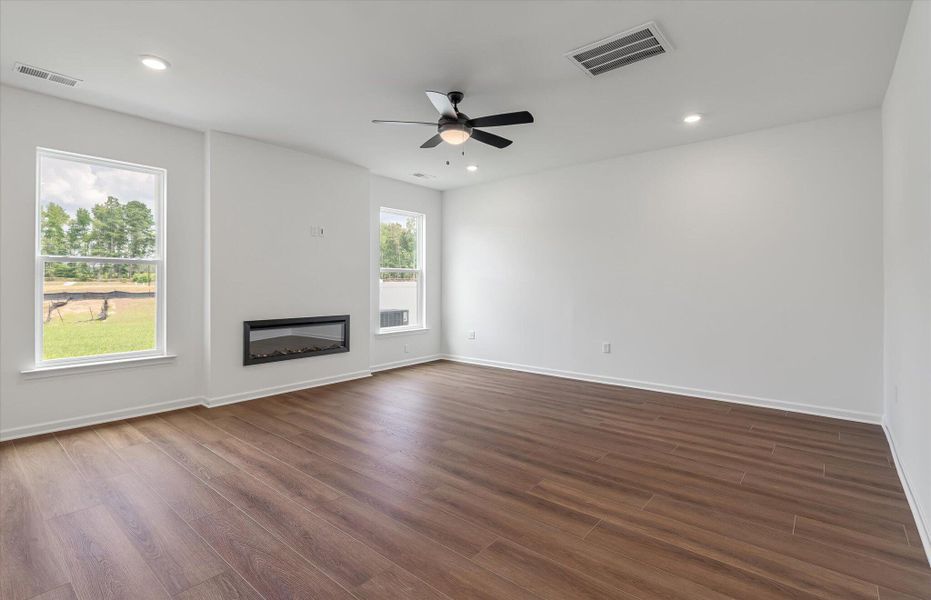 Spacious, unfurnished interior of a new home in Parker's Preserve, Ridgeville (Image 29). Spacious, unfurnished interior of a new home in Parker's Preserve, Ridgeville (Image 29).