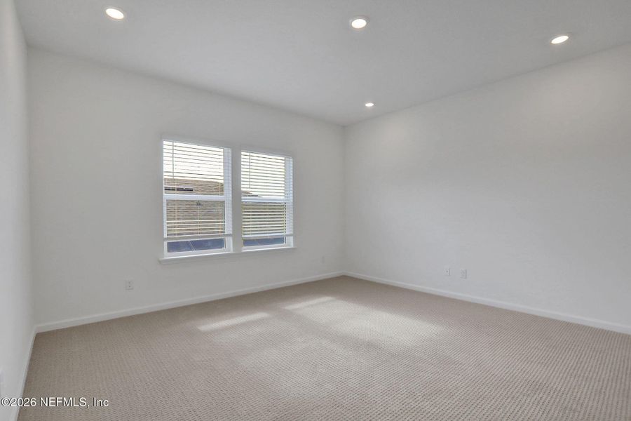 Spacious, unfurnished interior of a new home in Hyland Trail, Green Cove Springs (Image 44).