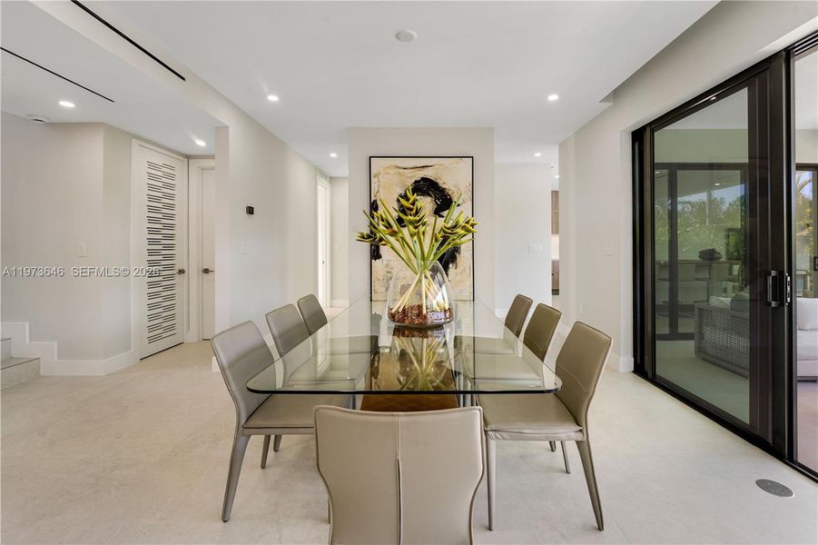 Furnished interior view inside a new home in , Key Biscayne (Image 9).