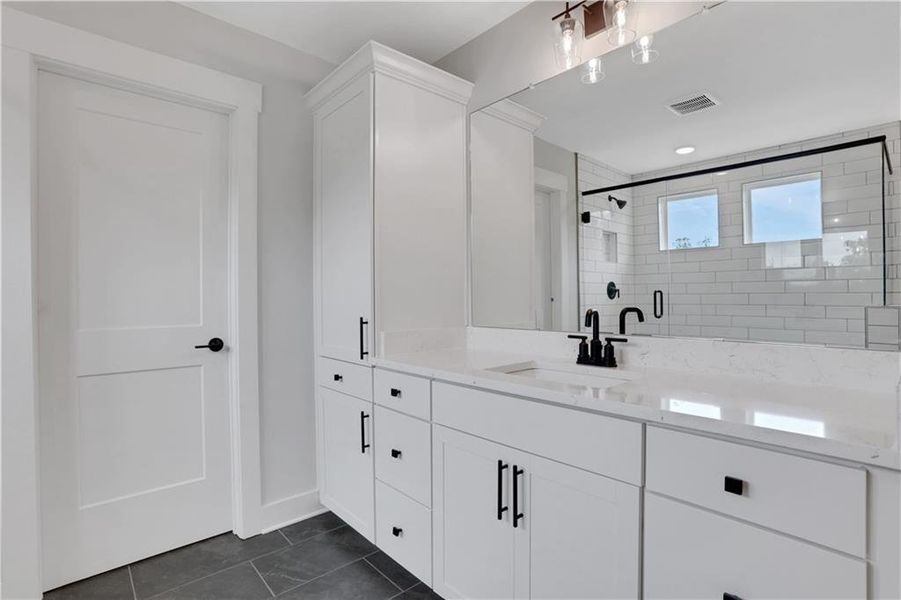Furnished interior view inside a new home in Twin Lakes, Hoschton (Image 6). Furnished interior view inside a new home in Twin Lakes, Hoschton (Image 6).