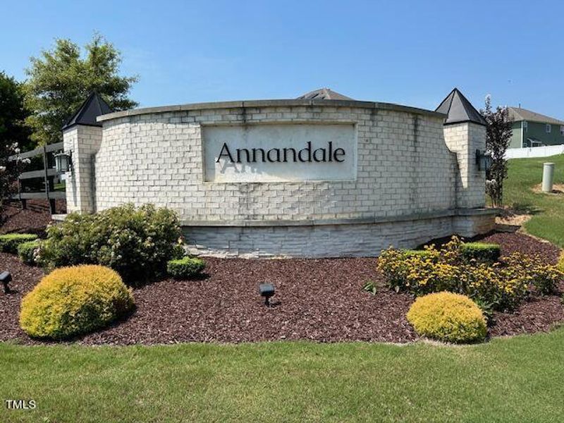 Annandale sign