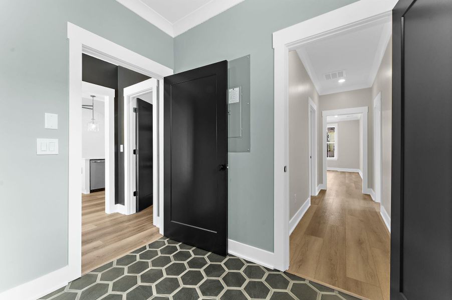 Spacious, unfurnished interior of a new home in , Summerville (Image 67).