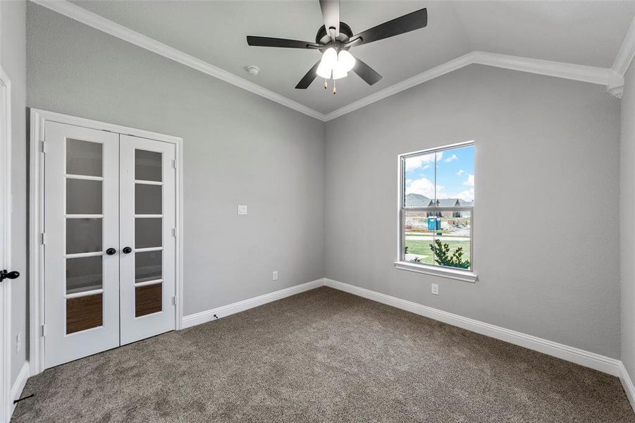 Spacious, unfurnished interior of a new home in High Meadows Estates, Nevada (Image 27).