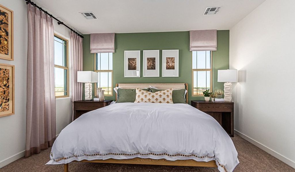 Nina-PB22-FusionBlossom Bedroom