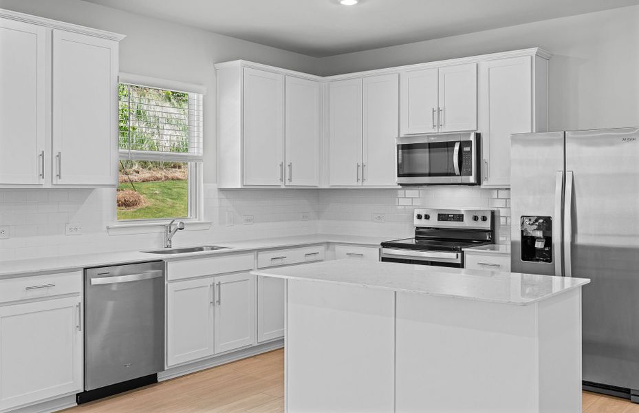 Furnished interior view inside a new home in Avery Ridge, Gainesville (Image 4).