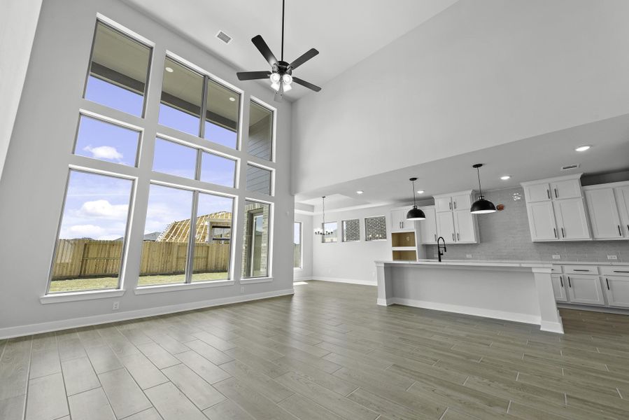 Representative image. Features, specifications, selections and colors may vary. Representative image. Features, specifications, selections and colors may vary.