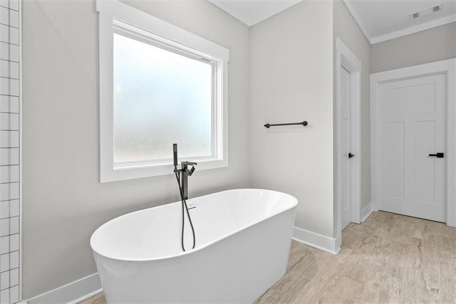 Image 43 of a home in .