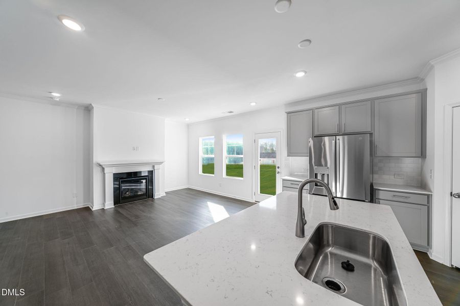 SUN_SherriDowns_Pic_Madison-16