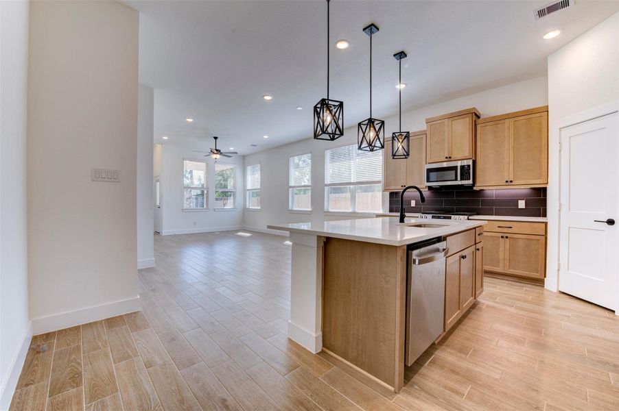 Furnished interior view inside a new home in The Woodlands Hills, Willis (Image 9). Furnished interior view inside a new home in The Woodlands Hills, Willis (Image 9).