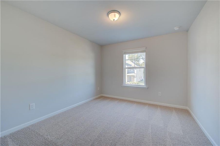 Spacious, unfurnished interior of a new home in Enclave at Evergreen, Fairburn (Image 8). Spacious, unfurnished interior of a new home in Enclave at Evergreen, Fairburn (Image 8).