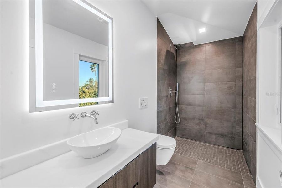 Furnished interior view inside a new home in , St. Petersburg (Image 17).