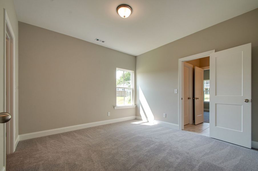 Rutledge III Farmhouse