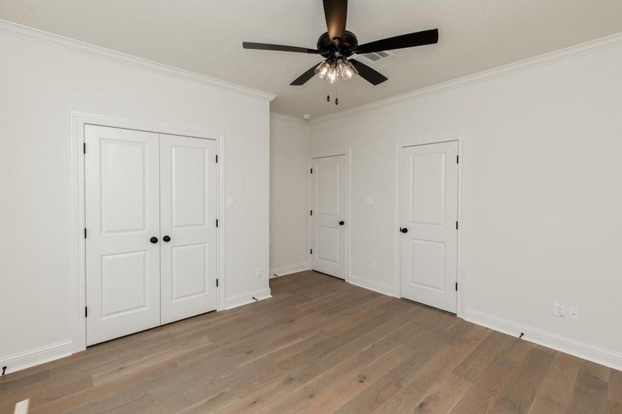 Spacious, unfurnished interior of a new home in , Beaumont (Image 25).