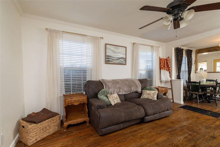 Furnished interior view inside a new home in , Weatherford (Image 19).