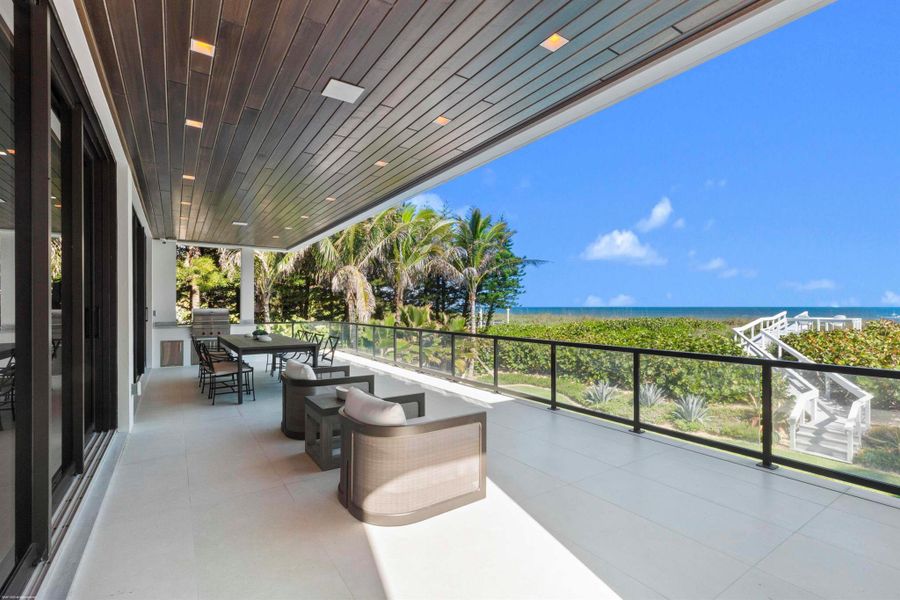 Exterior details and patio area of a home in , Jupiter Island (Image 44).