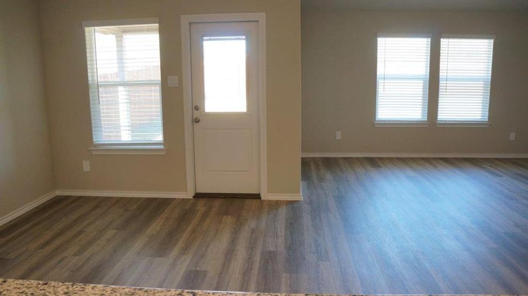 Spacious, unfurnished interior of a new home in Lonestar at Liberty Trails, Fort Worth (Image 13).