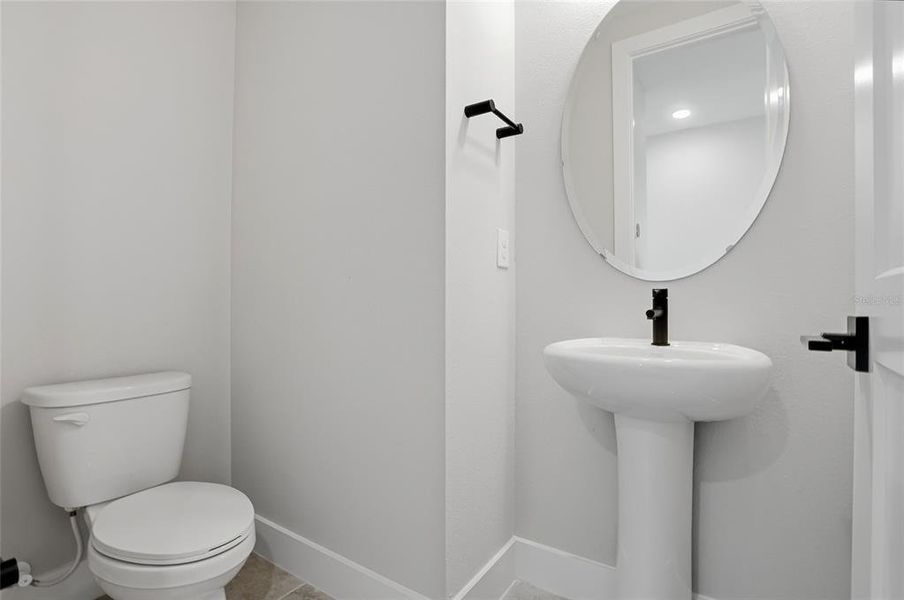 Furnished interior view inside a new home in , St. Petersburg (Image 33).