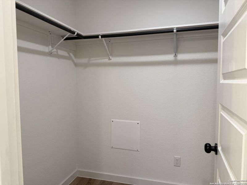 Spacious, unfurnished interior of a new home in , Three Rivers (Image 9).