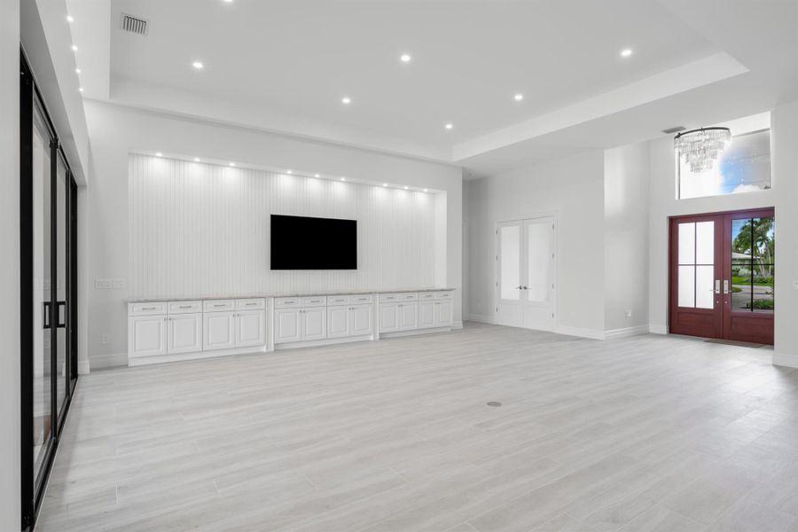 Spacious, unfurnished interior of a new home in , Stuart (Image 42).