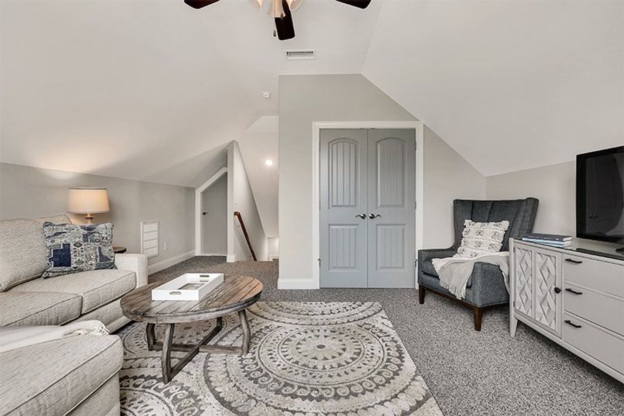 Shelter Bay, Bonus Room