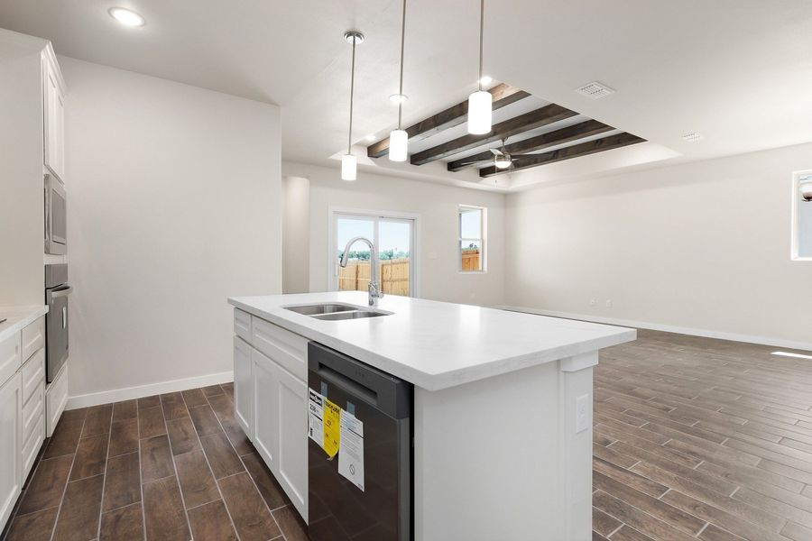 Furnished interior view inside a new home in Paloma Ranch, Harlingen (Image 4).