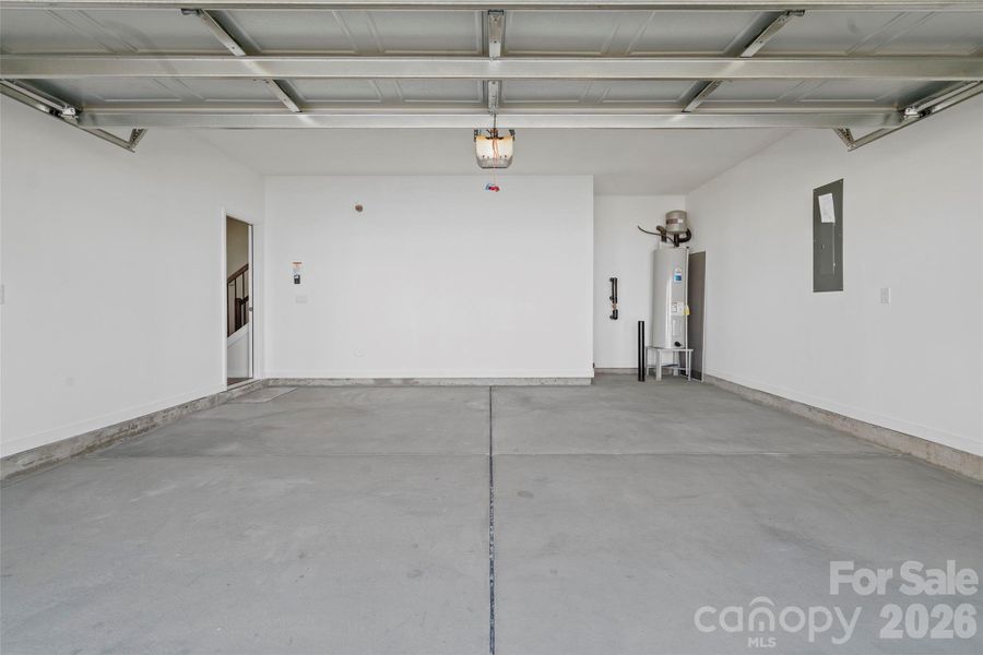 Spacious, unfurnished interior of a new home in , Hickory (Image 25). Spacious, unfurnished interior of a new home in , Hickory (Image 25).