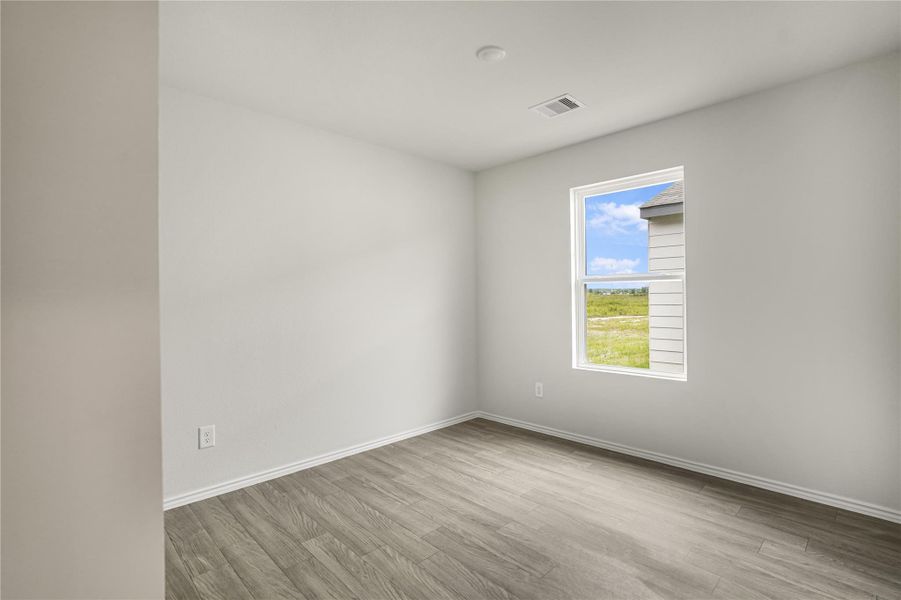 Spacious, unfurnished interior of a new home in Santa Fe, Cleveland (Image 17). Spacious, unfurnished interior of a new home in Santa Fe, Cleveland (Image 17).