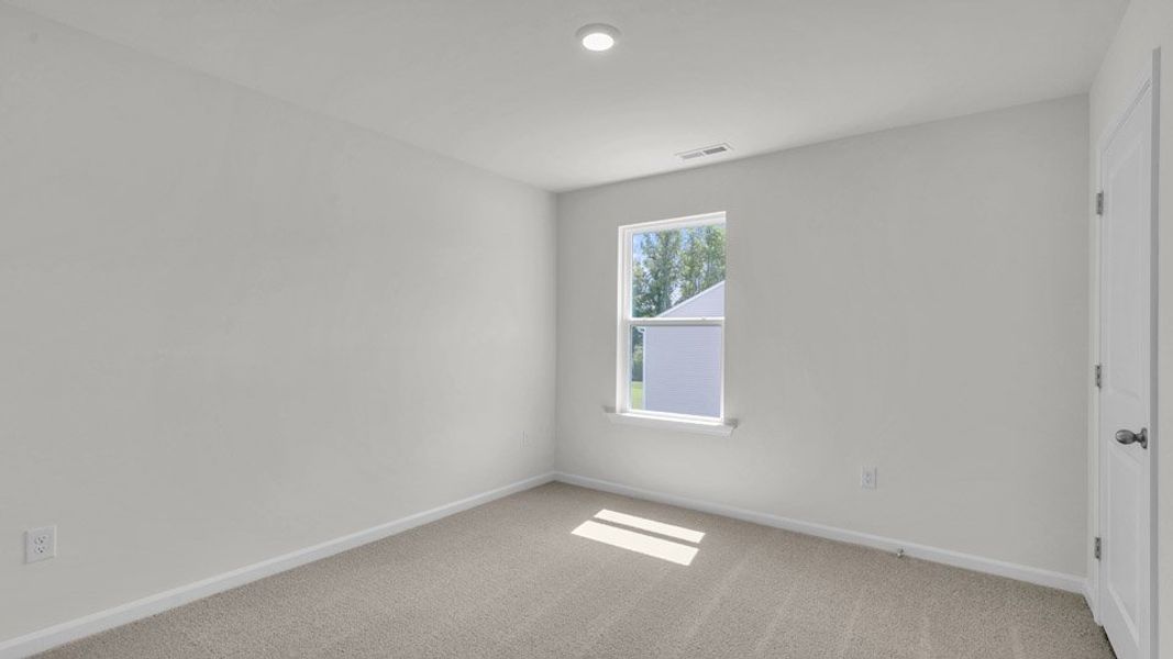 Spacious, unfurnished interior of a new home in Middleton, Greensboro (Image 25).