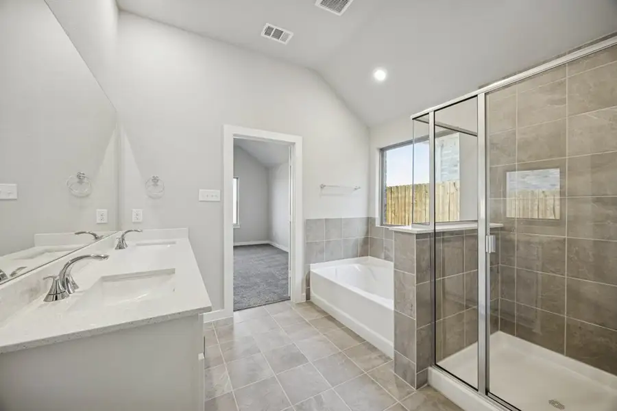 Representative furnished interior of a home built from the The Elm by Lillian Custom Homes in Hickory Hill, Sherman (Image 9).