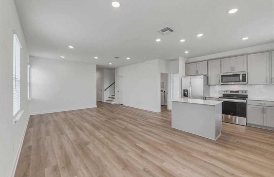Spacious, unfurnished interior of a new home in Skyview, Belton (Image 20).